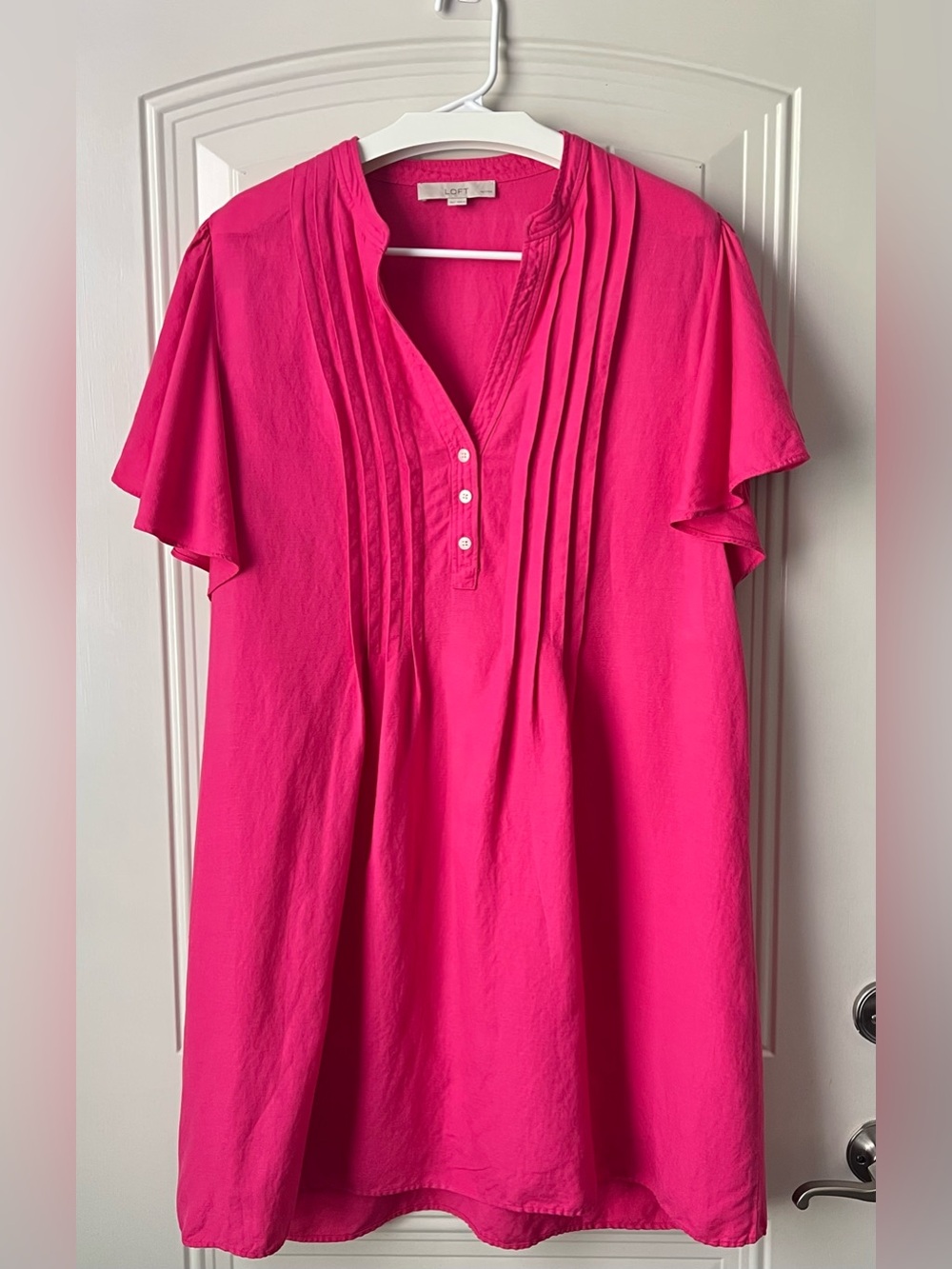 LOFT Petite Hot Pink Linen Blend Flutter Sleeve Shift Dress Pleated Front - Picture 2 of 11